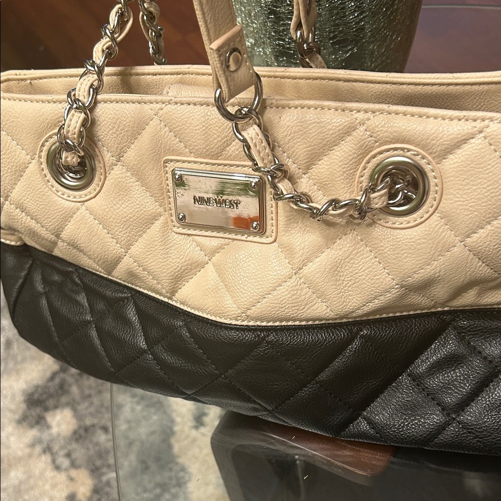 Black and Cream Quilted ninewest Handbag & hat - Picture 3 of 3